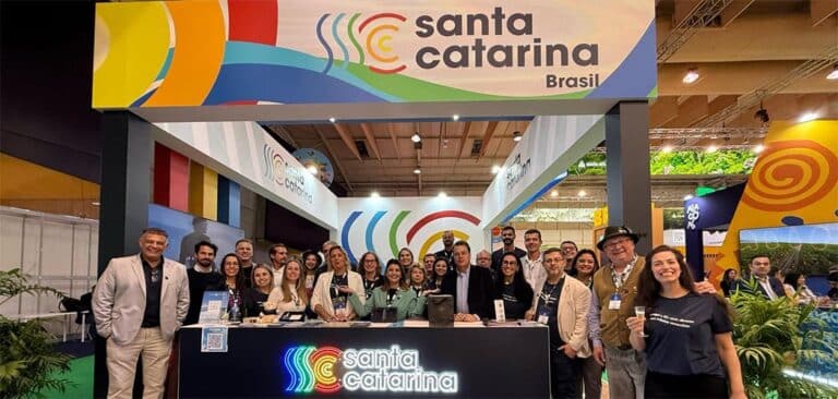 Setur fortalece parcerias e promove SC em feira de turismo em Portugal