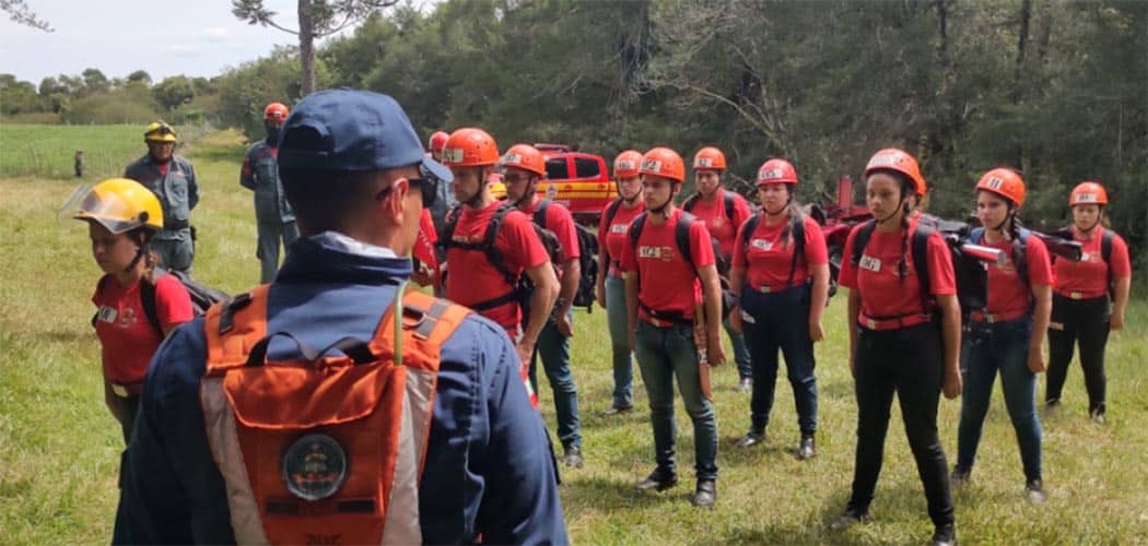 Inscrições abertas para o Curso de Bombeiro Comunitário em 10 cidades de SC