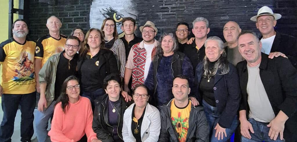 Membros da diretoria e equipe Unidos do Herval.