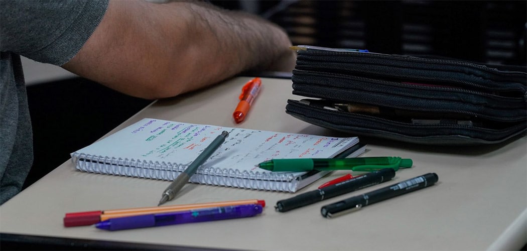 Educação de SC lança Disque-Denúncia 0800 para os programas Universidade Gratuita e Fumdesc