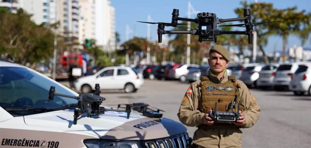 SC testa reconhecimento facial com drones no aniversário de Balneário Camboriú SC testa reconhecimento facial com drones no aniversário de Balneário Camboriú