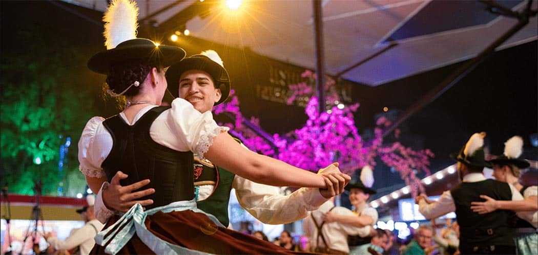 Festival de Danças Germânicas Oktoberfest Blumenau 2025 estão com as inscrições abertas