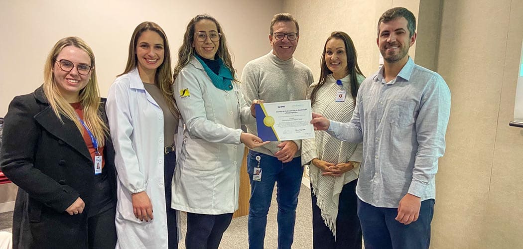 CEPON recebe certificado nacional por excelência na gestão de indicadores em UTI