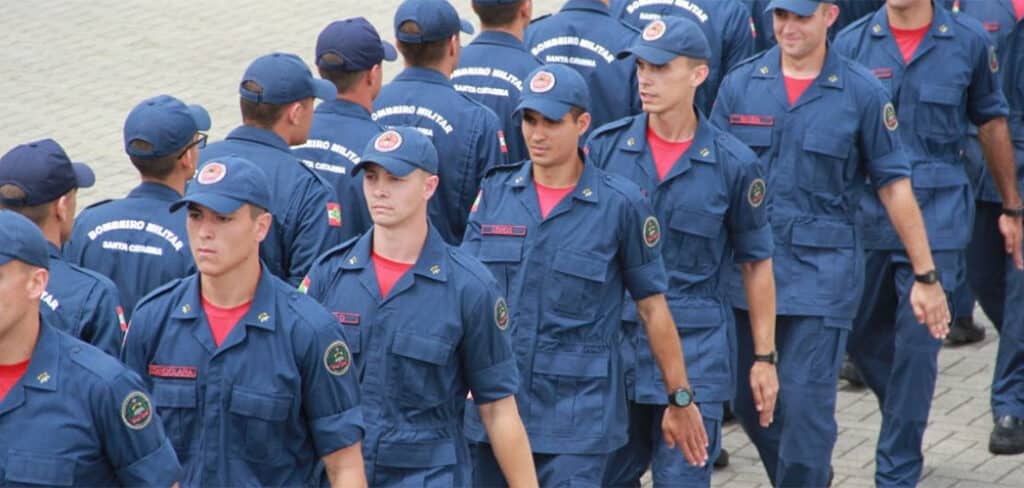 Nova lei cria serviço militar temporário no Corpo de Bombeiros Militar