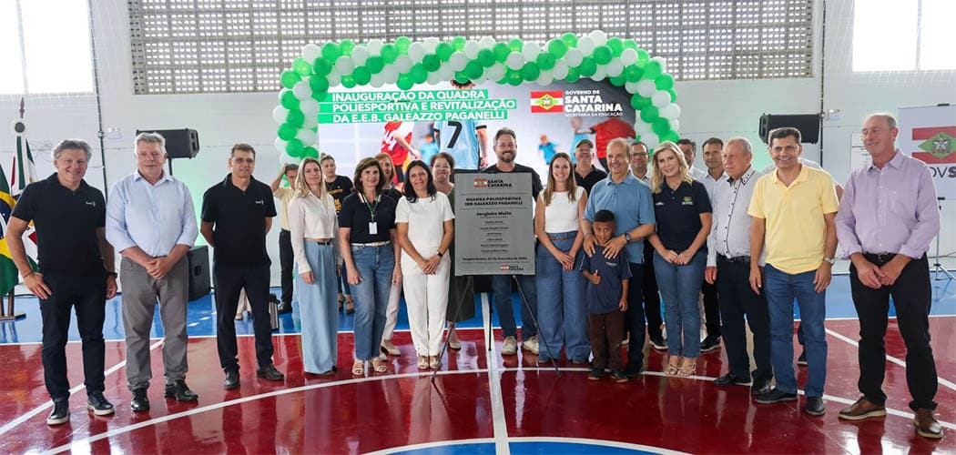 Governo de SC inaugura ginásio e reformas de redes elétricas de escolas estaduais de Joaçaba e região