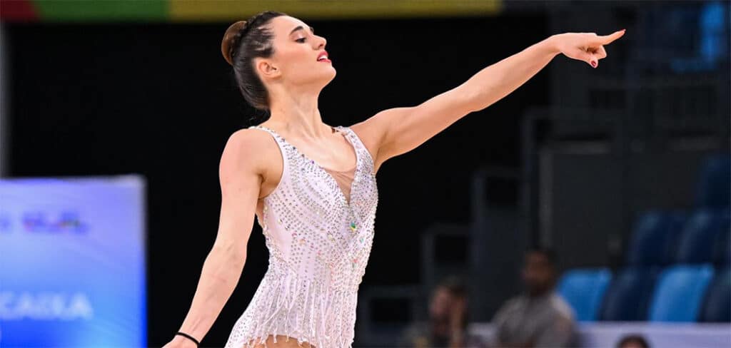 Luana Franceschi, atleta Joinvilense de ginástica rítmica, disputa o Campeonato Brasileiro