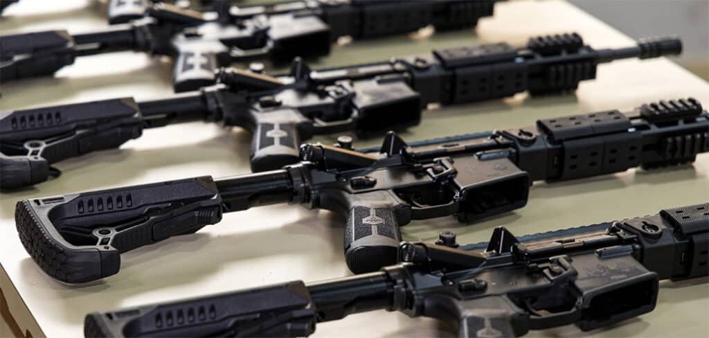 Governo do Estado adquire novos fuzis e Polícia Civil de SC é a primeira do país com equipamento de precisão de padrão internacional Governo do Estado adquire novos fuzis e Polícia Civil de SC é a primeira do país com equipamento de precisão de padrão internacional