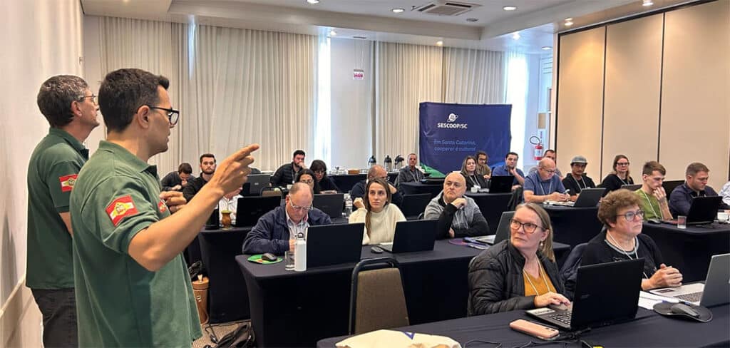 Governo de SC impulsiona agenda de capacitações técnicas com foco no avanço do CAR Digital no estado Governo de SC impulsiona agenda de capacitações técnicas com foco no avanço do CAR Digital no estado