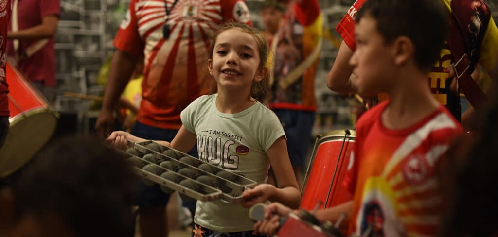 Mulheres de Samba abre inscrições para formação gratuita em bateria de escola de samba em Joaçaba