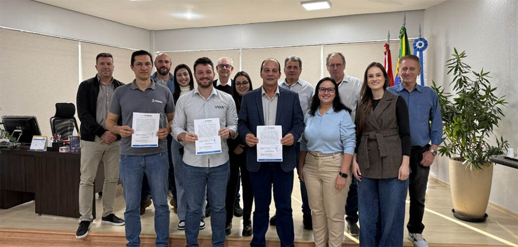 Prefeitura de Joaçaba assina ordem de serviço para pavimentação de três ruas no Bairro Nossa Senhora de Lurdes