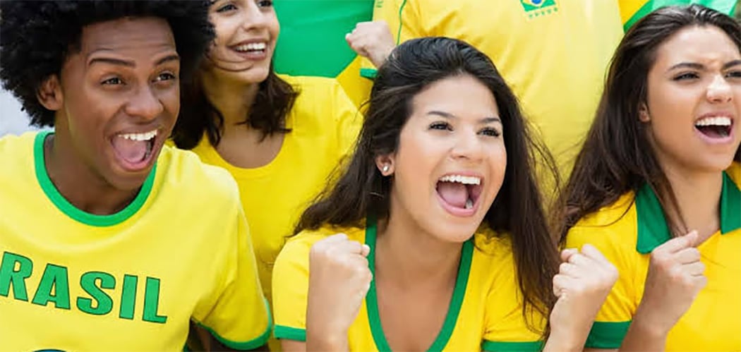 A bola é delas: para 88% das brasileiras, assistir a um jogo no estádio é uma experiência única
