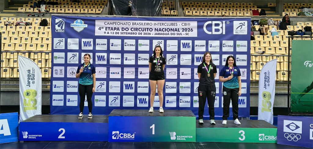 AMOB conquista 10 medalhas na IV Etapa do Circuito Nacional de Badminton