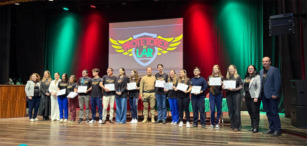 Joaçaba forma mais de 360 estudantes no Programa Protetores do Lar Joaçaba forma mais de 360 estudantes no Programa Protetores do Lar