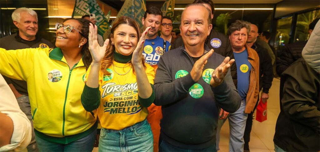 Trade turístico de Santa Catarina se reúne em ato de apoio e reconhecimento ao governador Jorginho Mello Trade turístico de Santa Catarina se reúne em ato de apoio e reconhecimento ao governador Jorginho Mello