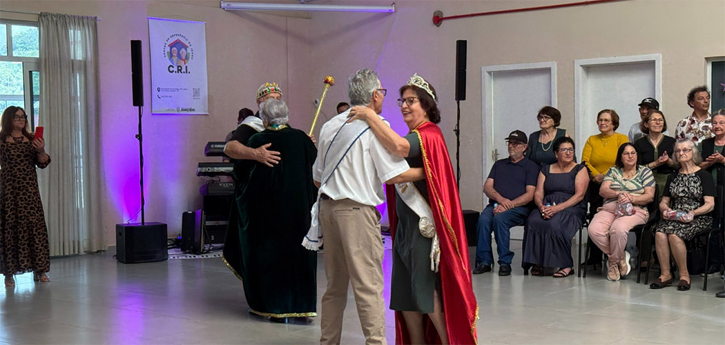 CRI de Joaçaba realiza Tarde de Gala para celebrar o Dia Internacional da Pessoa Idosa
