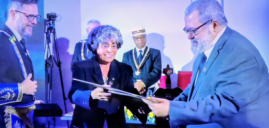 Telmo Flor recebe Medalha Caldas Júnior e título de Jornalista Destaque de 2026 nas comemorações dos 133 anos do Grande Oriente do RS